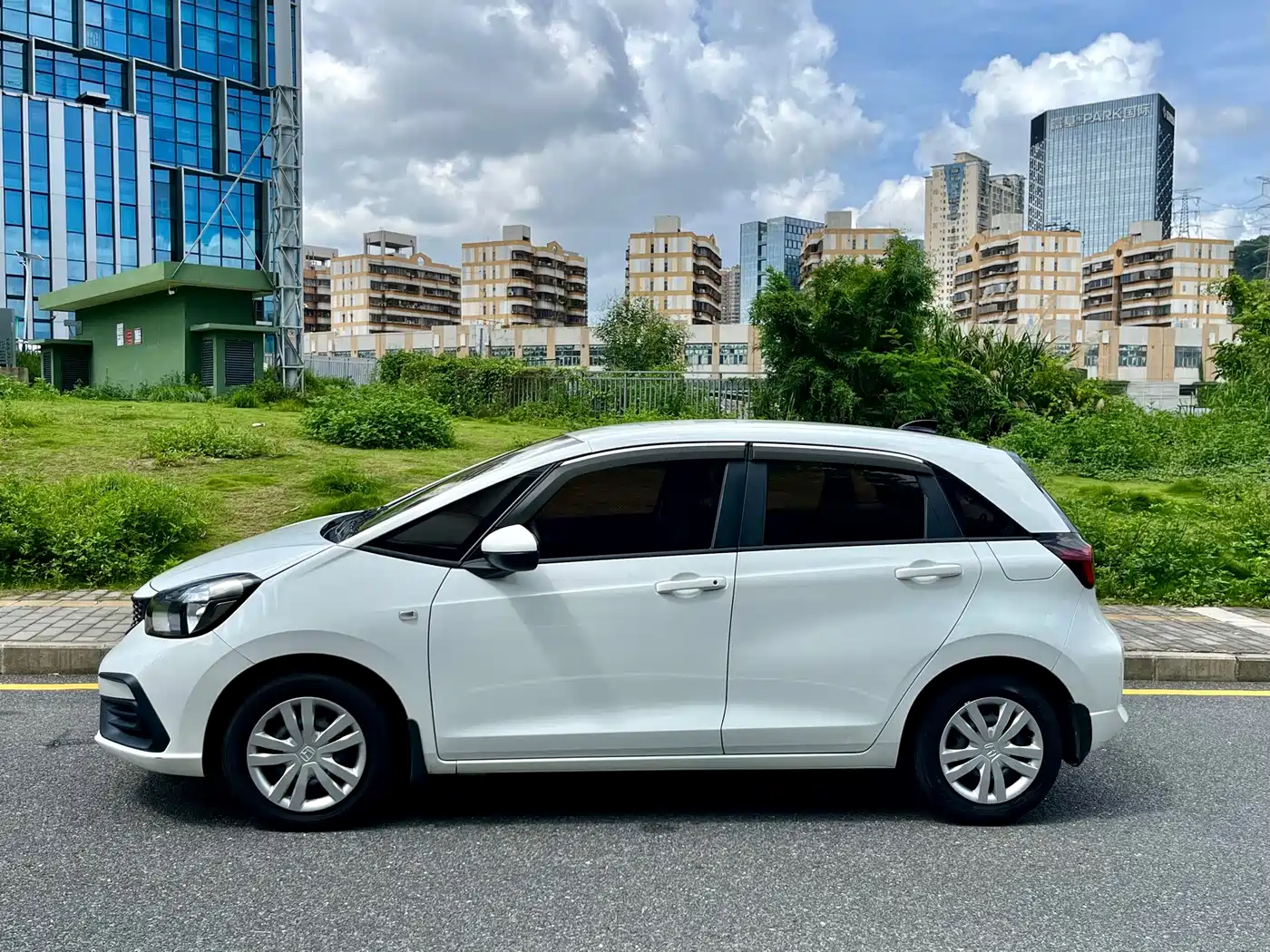 Honda Fit 2025 2023 1.5L CVT Trend Edition