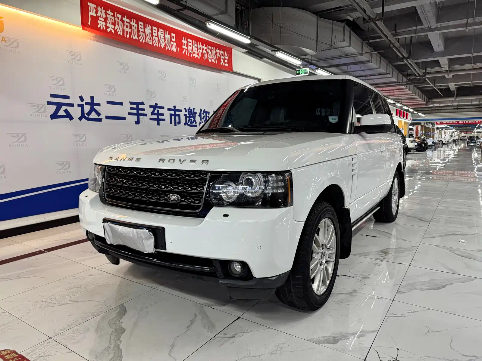 Фото 2 - Land Rover Range Rover