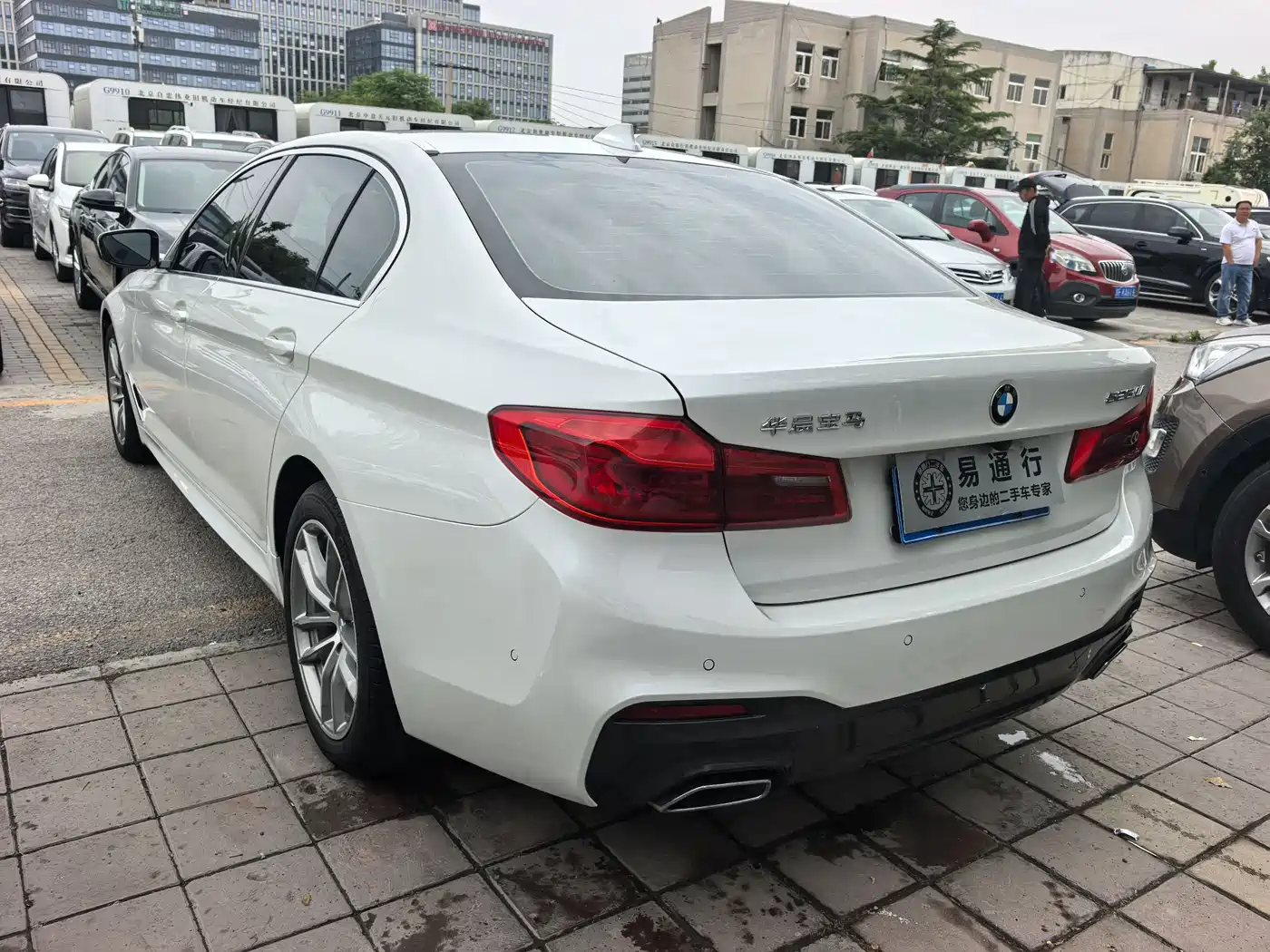 BMW 5 Series 2020 525Li M Sport Package фото 17