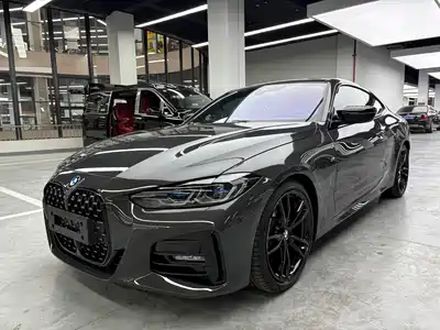BMW 4