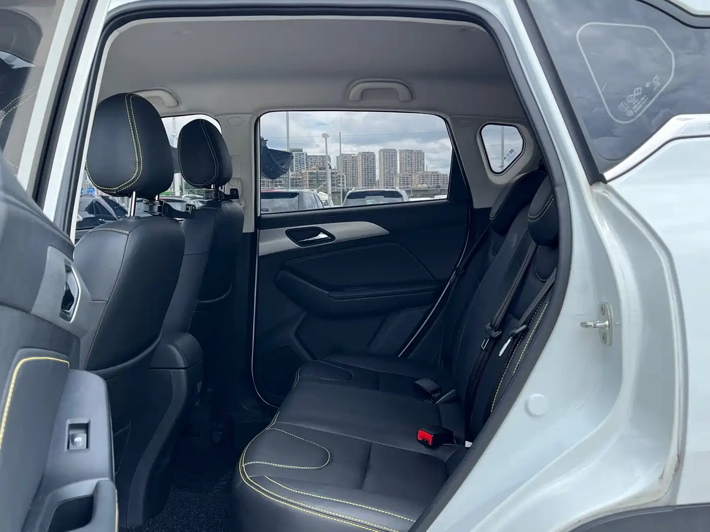BAIC Beijing X3 2022 2021 1.5T CVT Glory