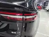 Фото 8 - Geely Monjaro
