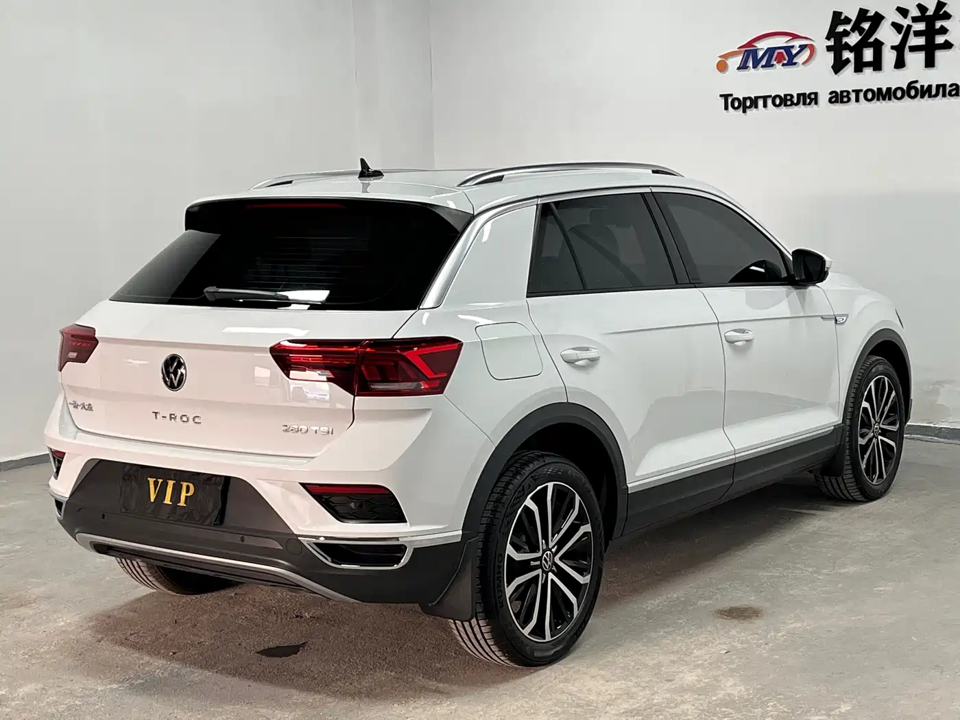 VOLKSWAGEN T ROC EXPLORING SONGS
