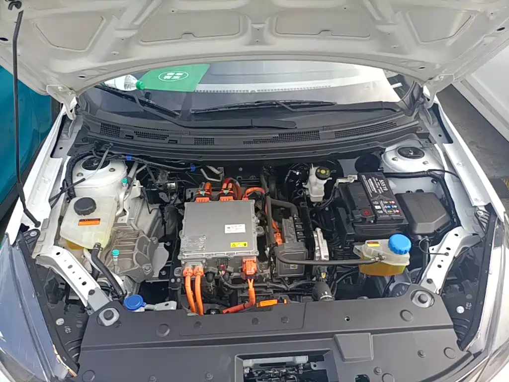 Dongfeng Aeolus Dongfeng Fengshen E70 2023 2023 400H Battery Swap Taxi Version