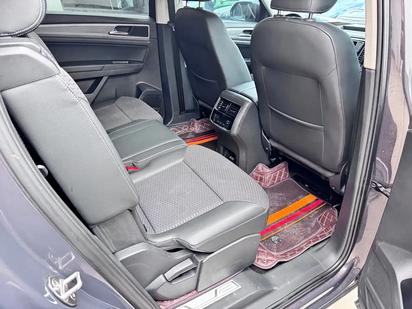 Volkswagen Teramont 2017 330TSI 2WD Comfort Edition фото 9