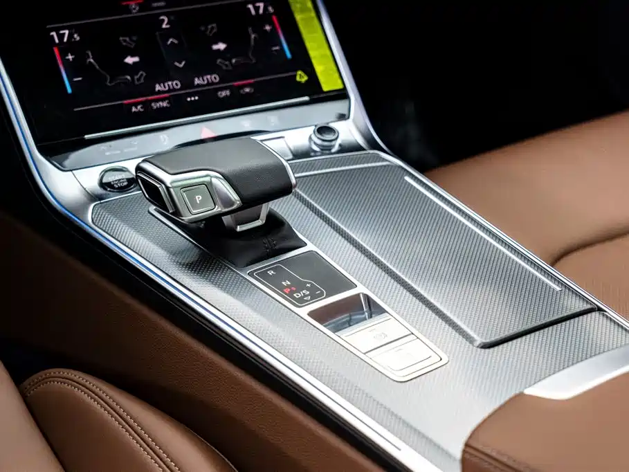 Audi A6L 2026 Model Year 40 TFSI Luxury Dynamic фото 12