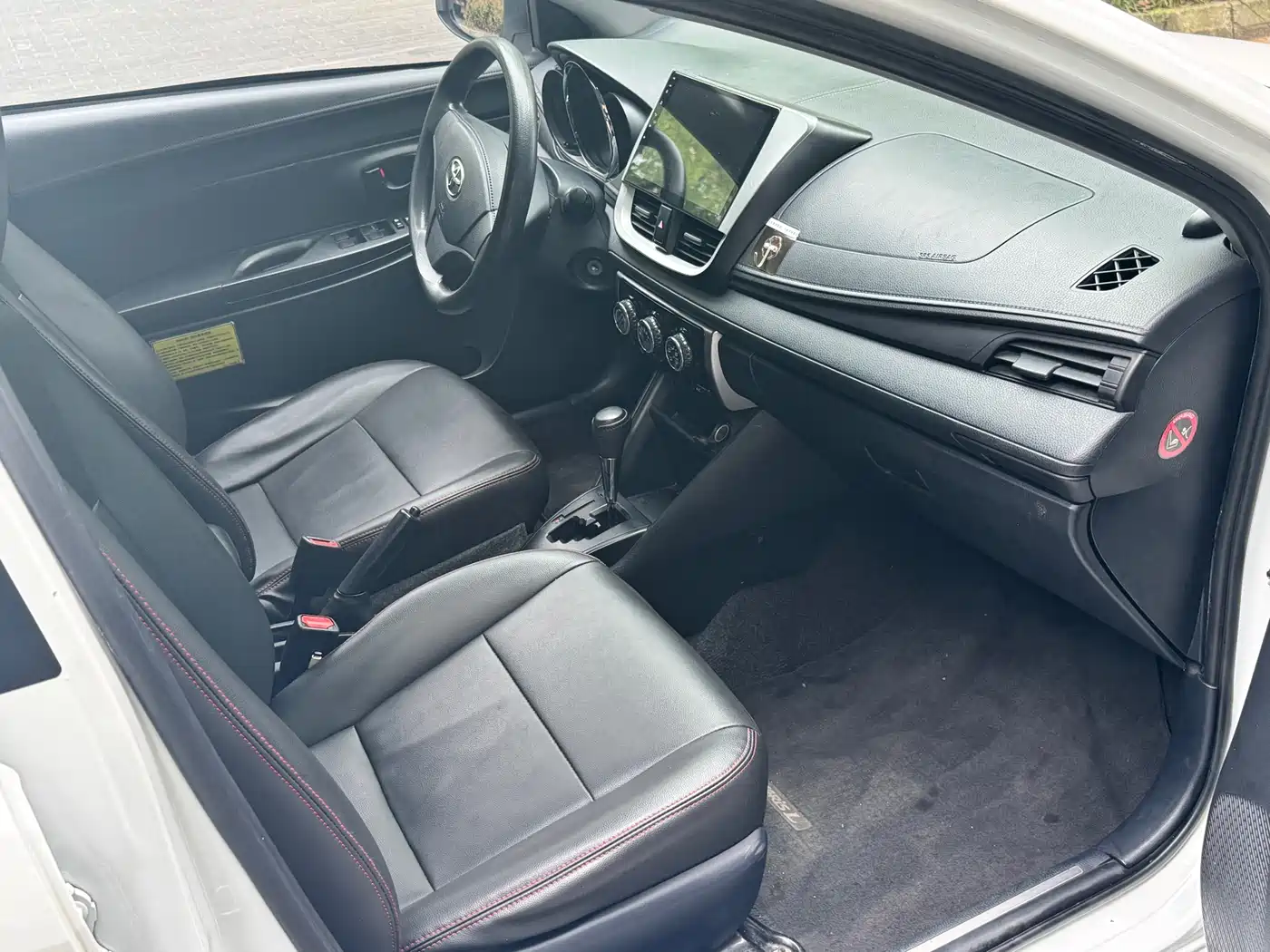 Toyota YARiS L Zhi Xuan 2019 1.5E CVT MeiDong Edition China VI фото 10