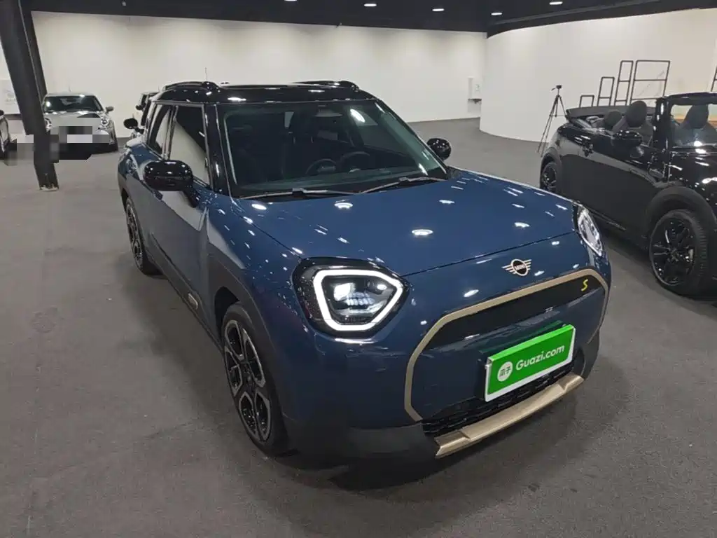 MINI Aceman 2025 2024 Model SE Artist