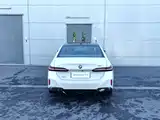 Фото 3 - BMW i5