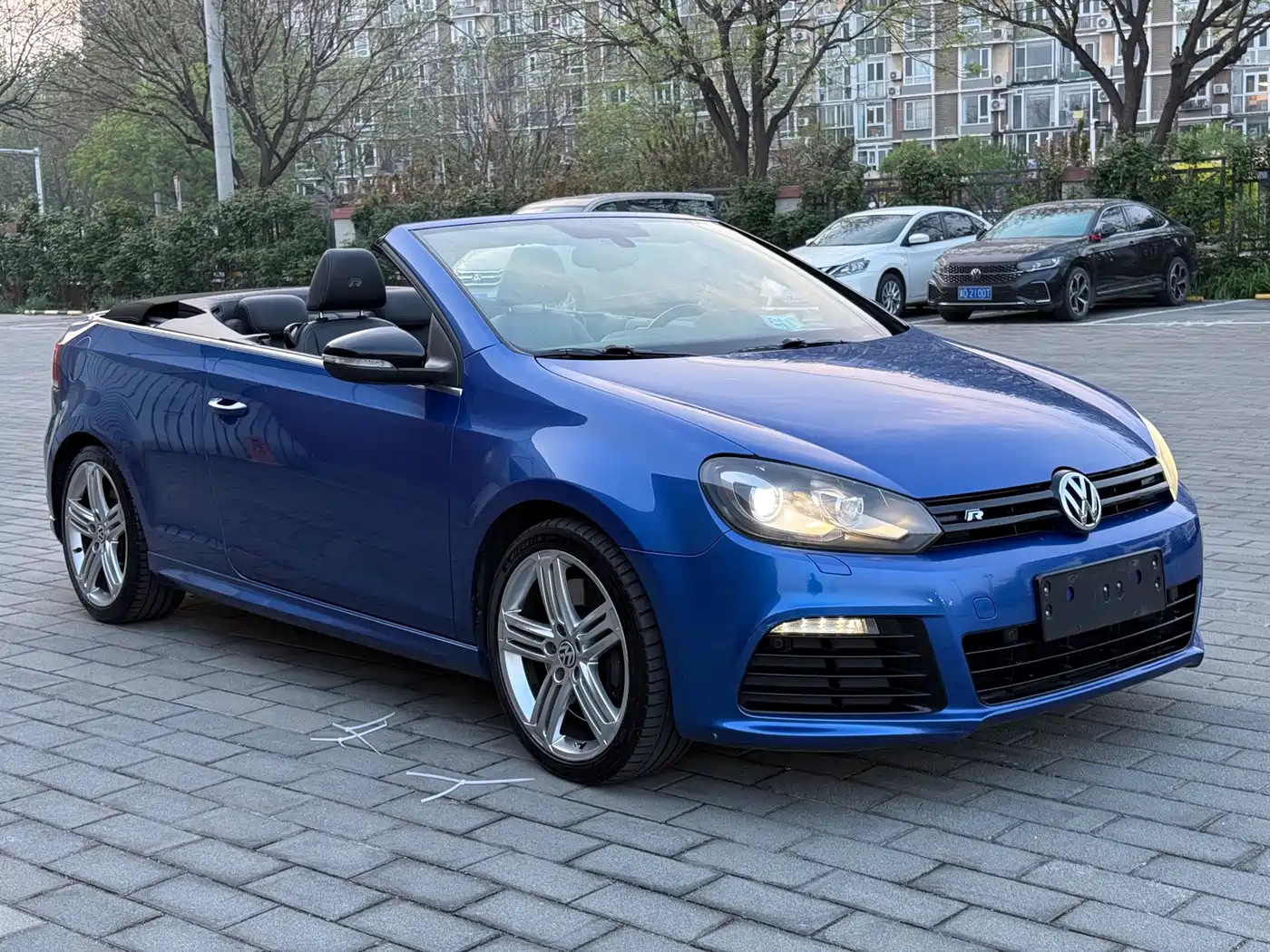 Photo 3 - Volkswagen Golf (Import)