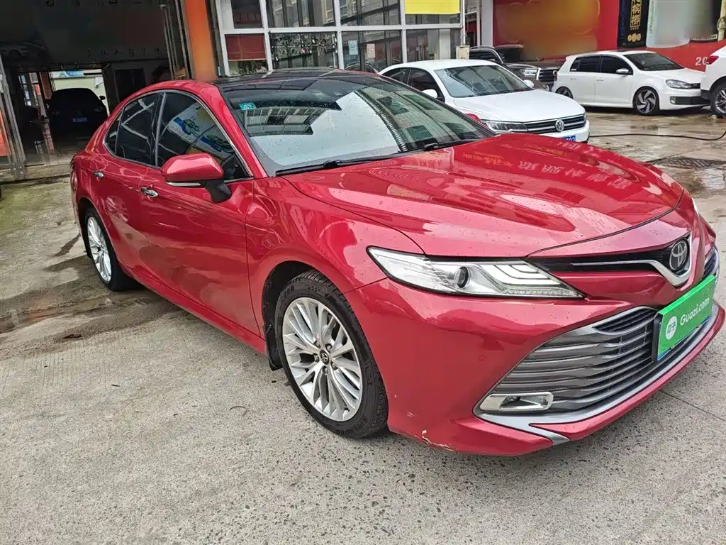 Toyota Camry 2018 2.5G Luxury Edition фото 4