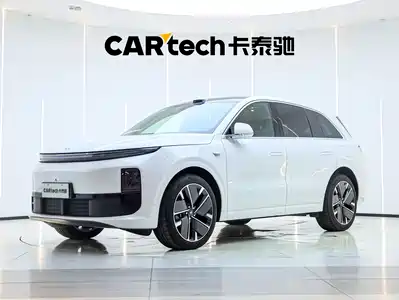 Li Auto L6