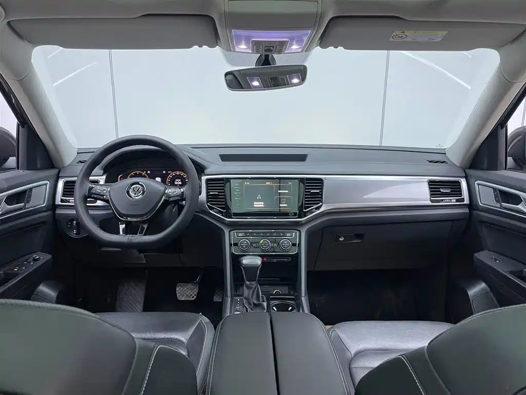 Volkswagen Teramont 2020 380TSI 4WD Luxury Edition China VI фото 25