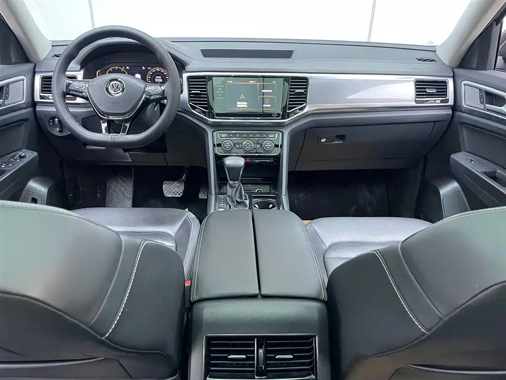 Volkswagen Teramont 2020 380TSI 4WD Luxury Edition China VI фото 27
