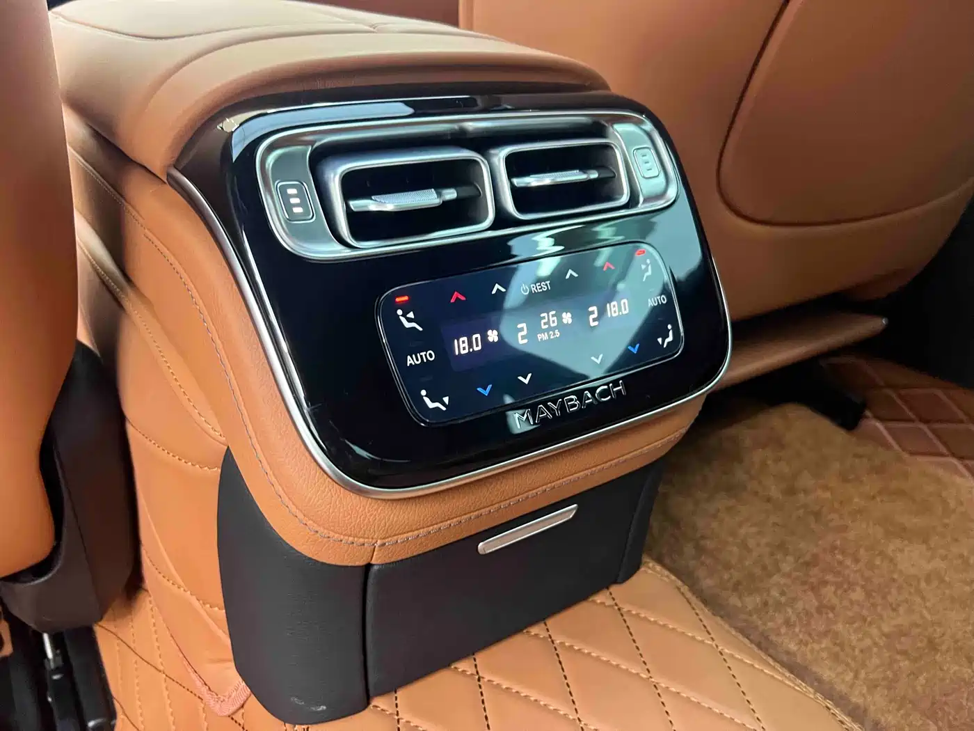 Mercedes-Benz Maybach S-Class 2024 Facelift S 480 4MATIC фото 12