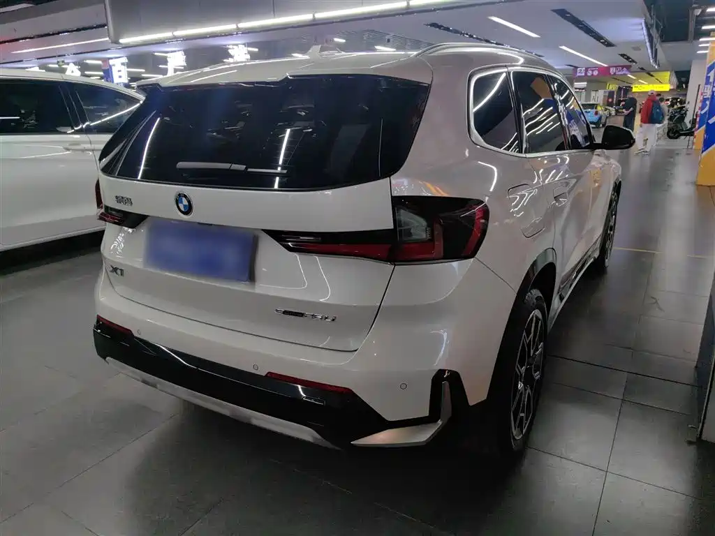 BMW X1 2023 sDrive25Li X Design Package фото 7