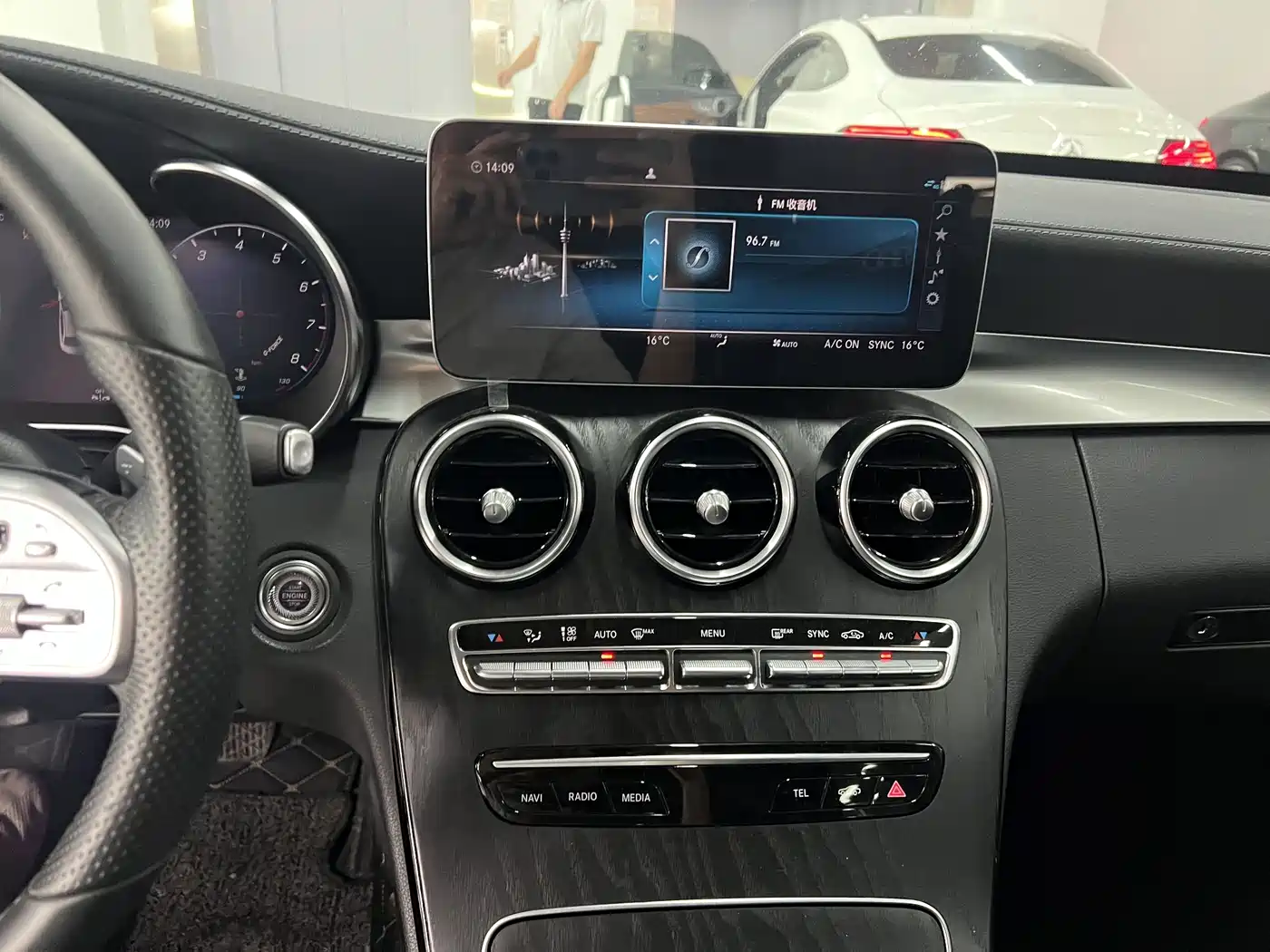 Mercedes-Benz C-Class 2020 Facelift C 200 L Fashion фото 6