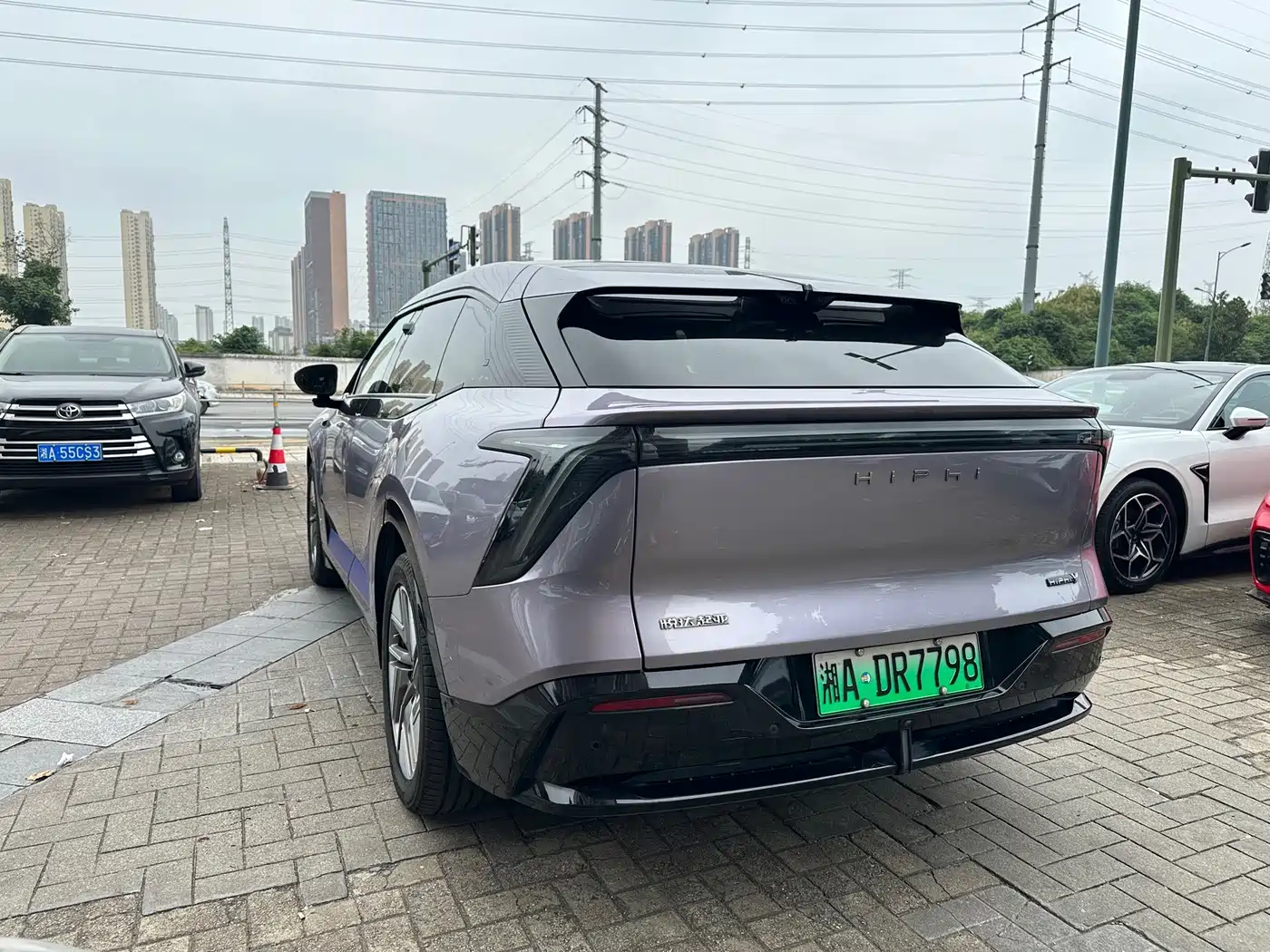 HiPhi Y 2023 2023 560km Elite Edition