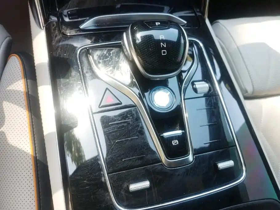 BYD Tang New Energy 2022 EV 635KM AWD Flagship фото 16