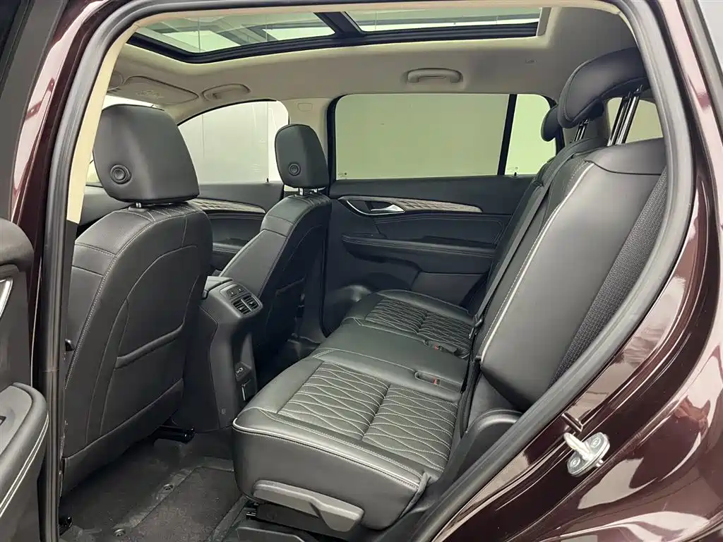 Buick Envision Plus 2021 Enclave Plus Avenir 7-Seater фото 8