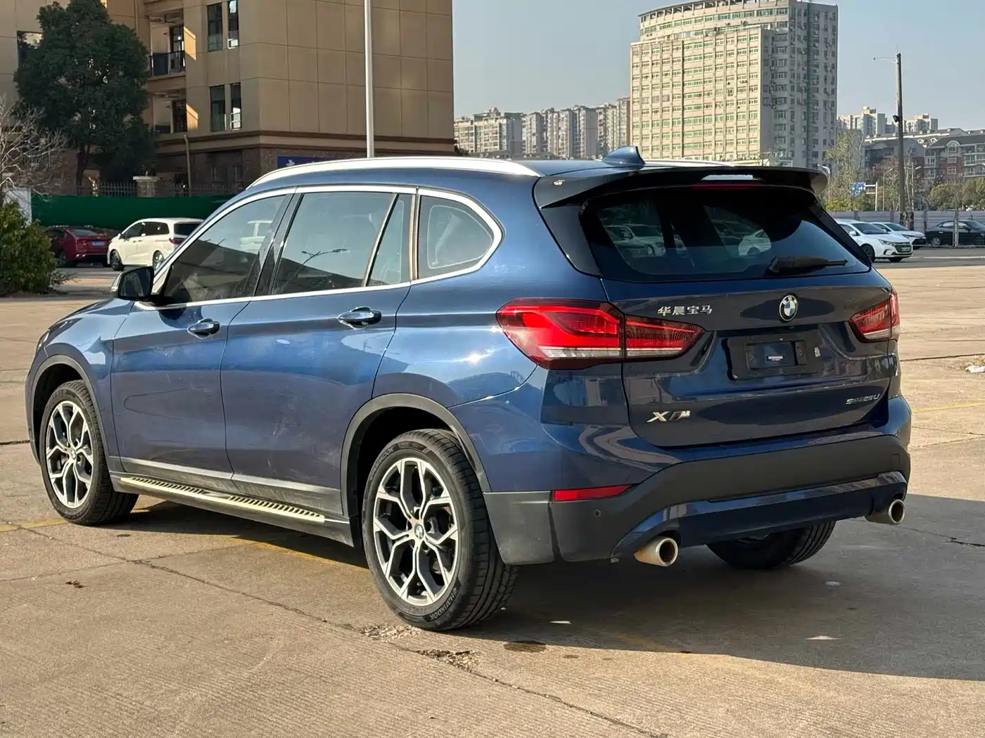 BMW X1 2021 sDrive25Li Leading фото 7