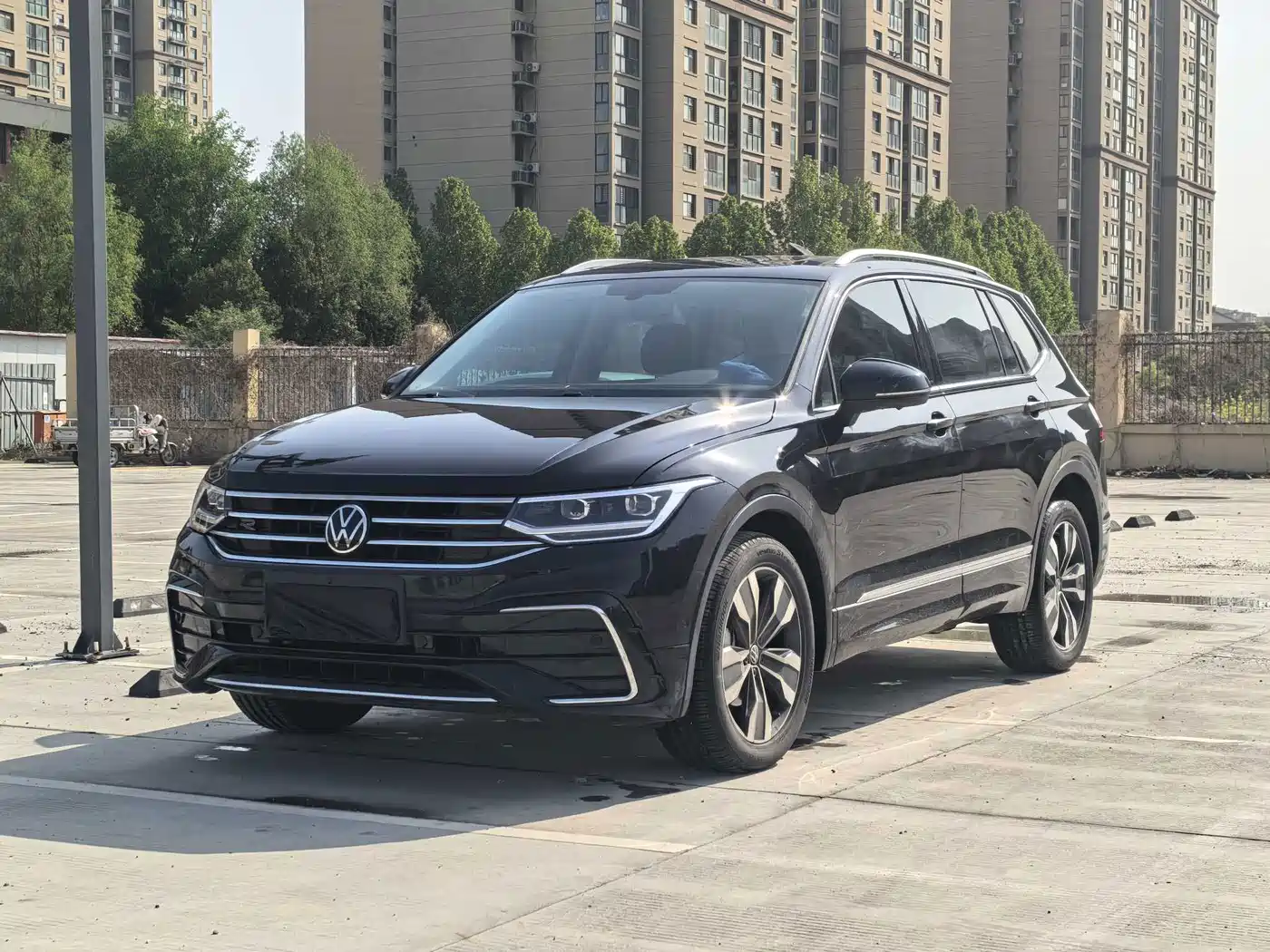 Volkswagen Tiguan L