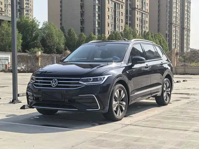  Volkswagen Tiguan L 2024 Outstanding 330TSI Auto 2WD R-Line Dragon Glory Edition
