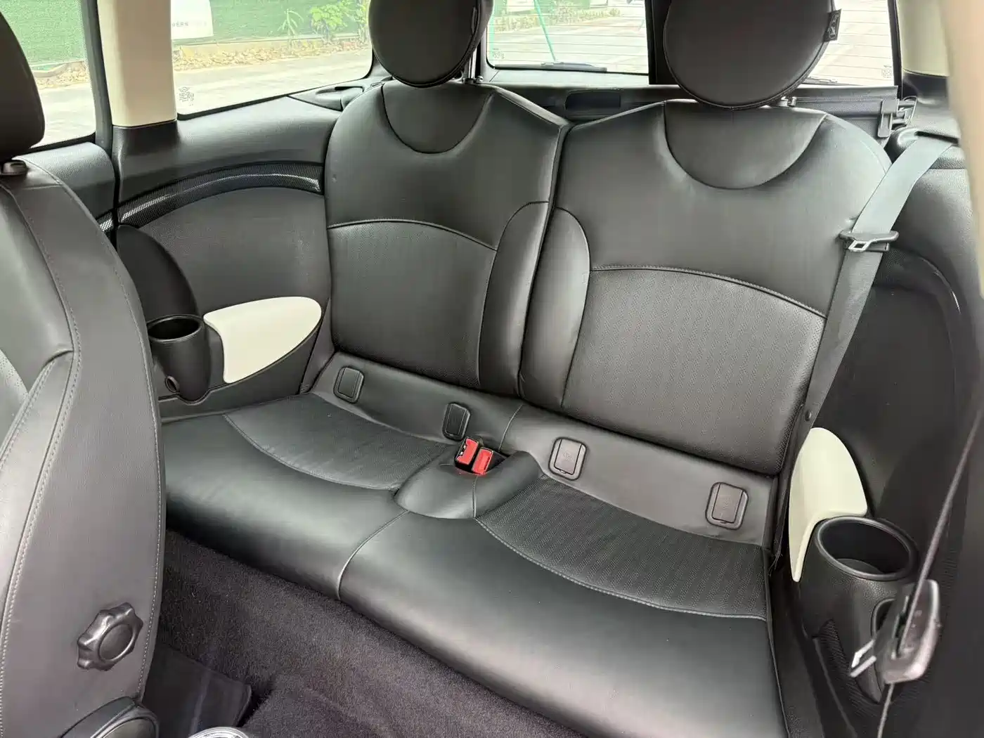 Photo 6 - MINI CLUBMAN
