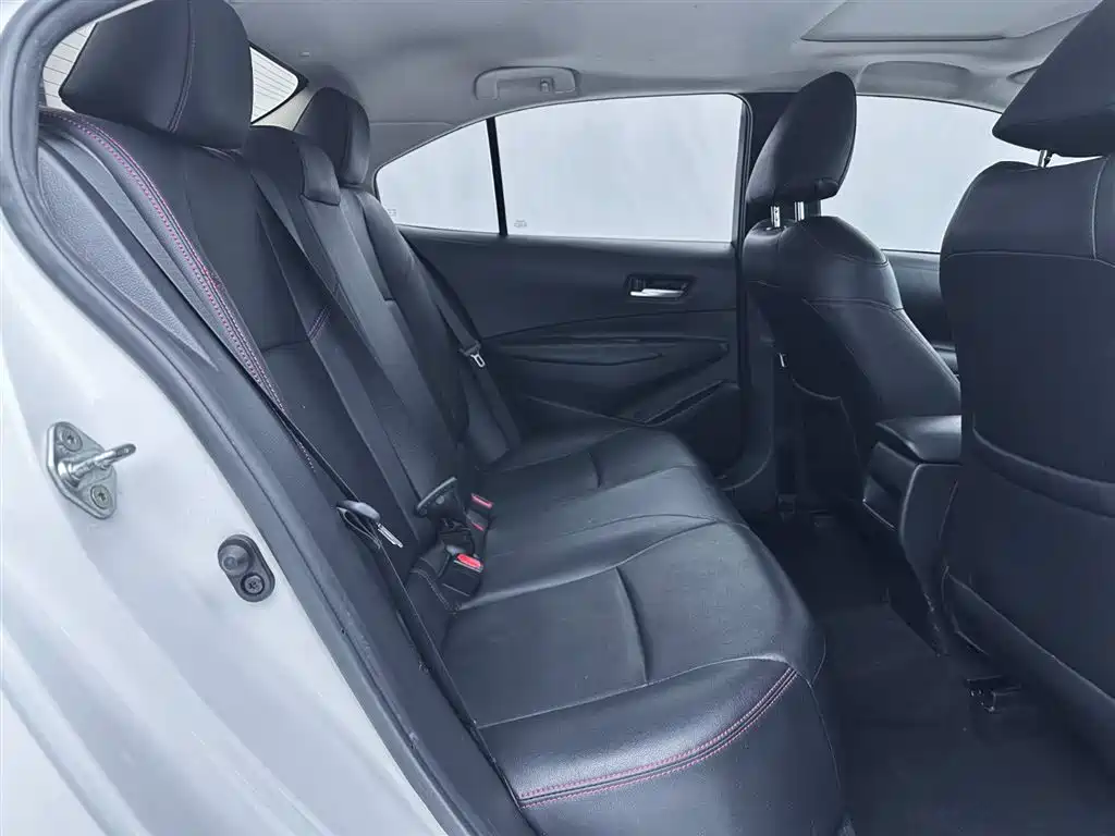 Toyota Corolla 2021 1.2T S-CVT Elite PLUS Edition фото 13