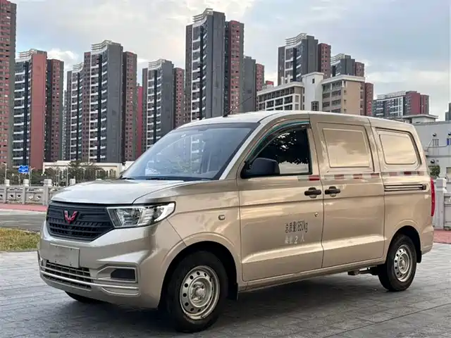 WULING WULING HONGGUANG V