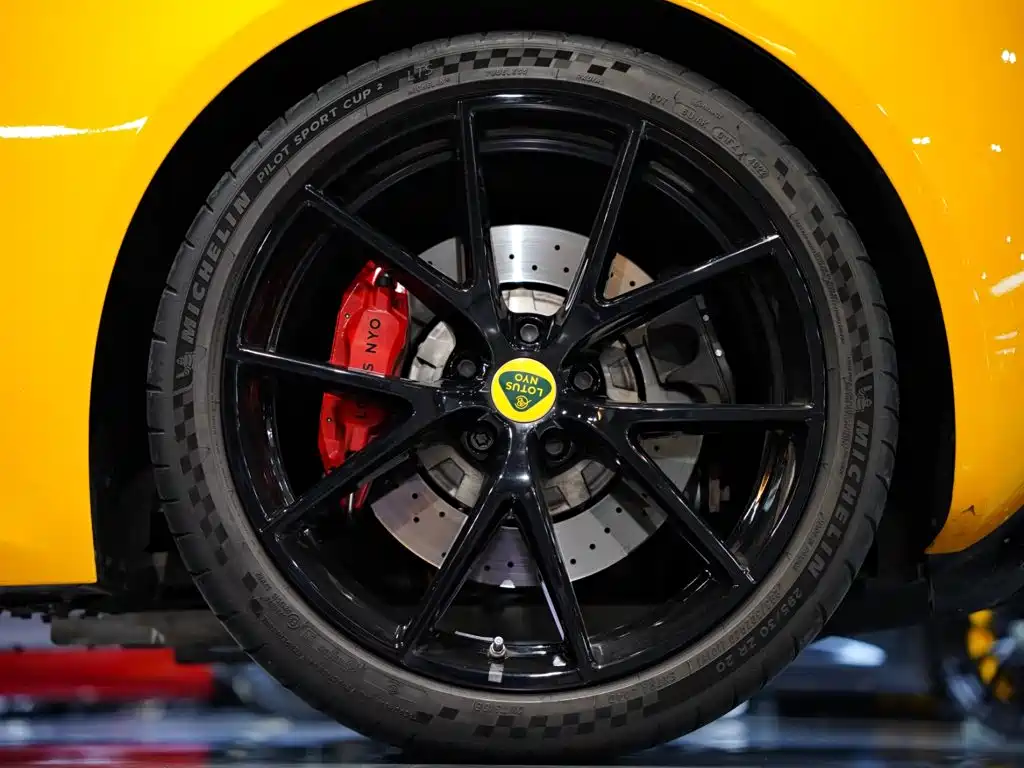 Lotus EMIRA 2024 2021 2.0T DCT First Edition