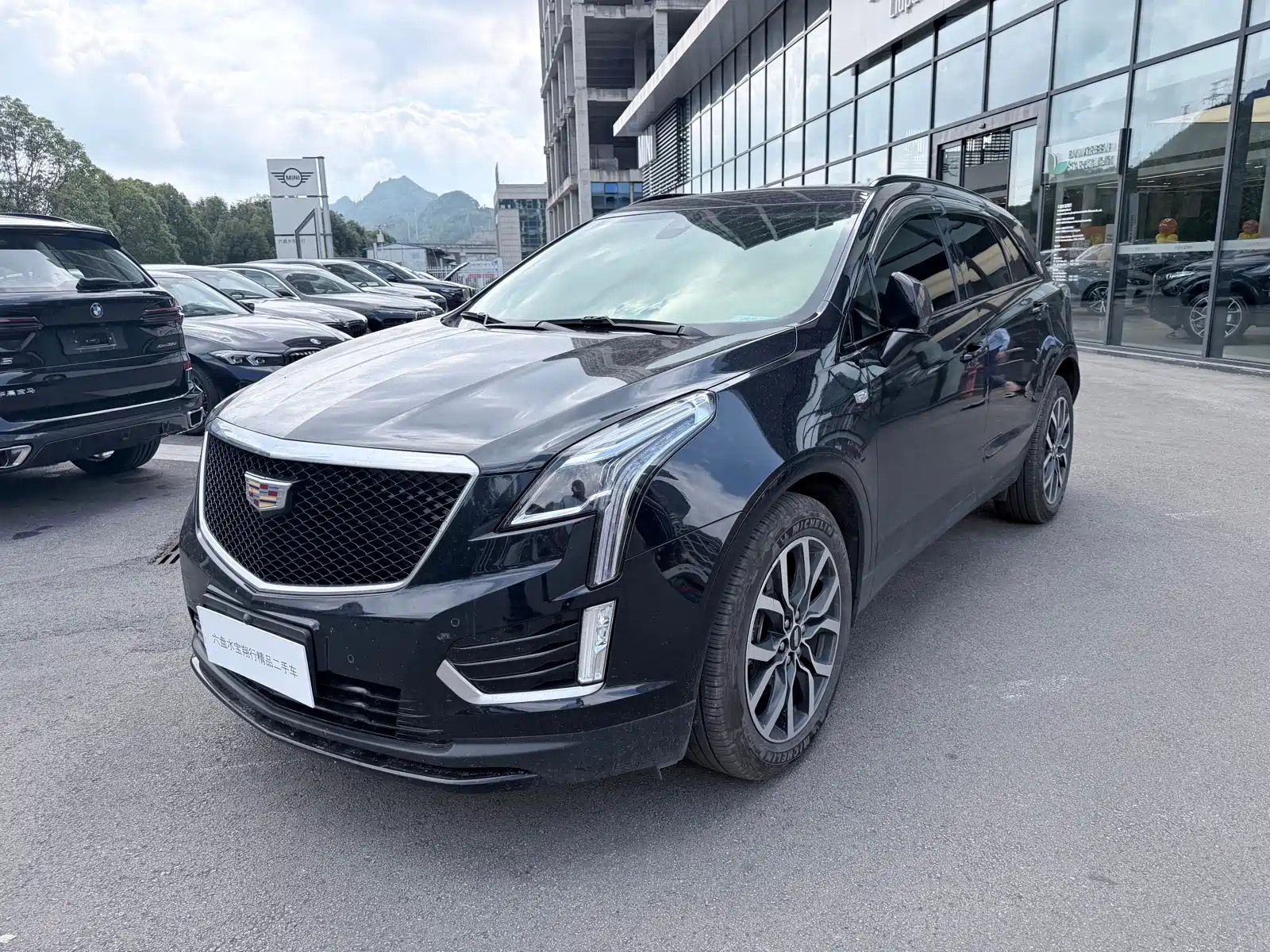 Фото 2 - Cadillac XT5