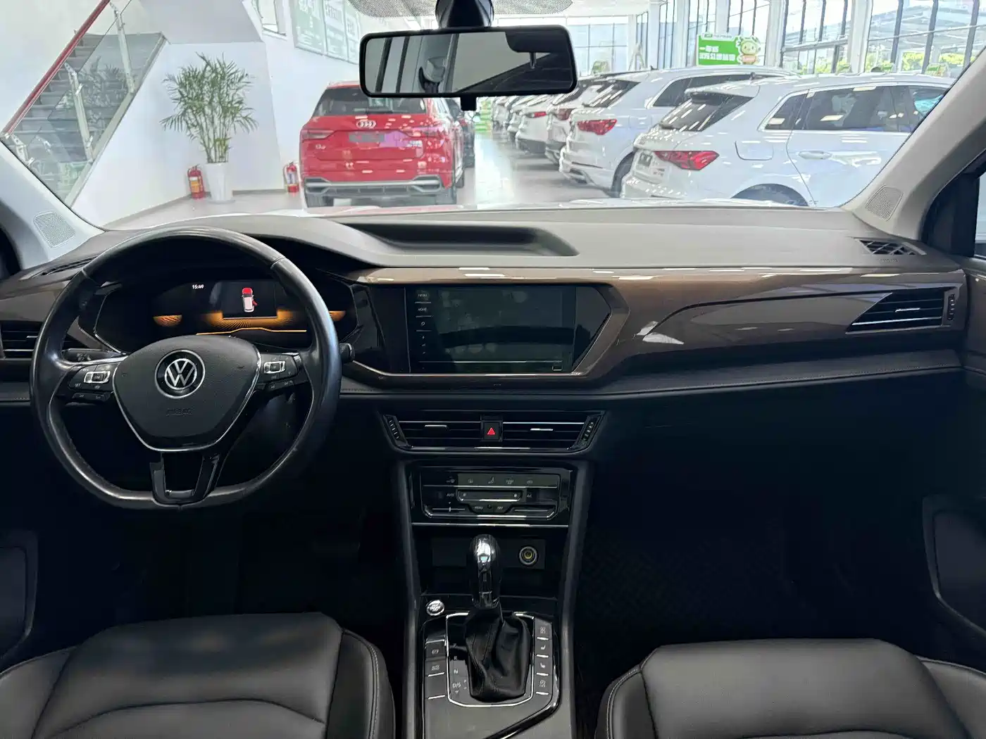 Volkswagen Tharu 2022 280TSI 2WD Comfort фото 11