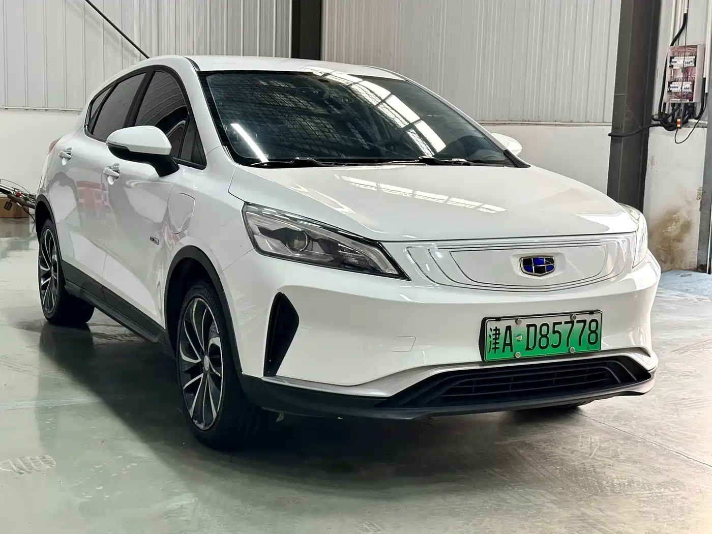 Geely Emgrand GSe 2018 2018 Leading Style