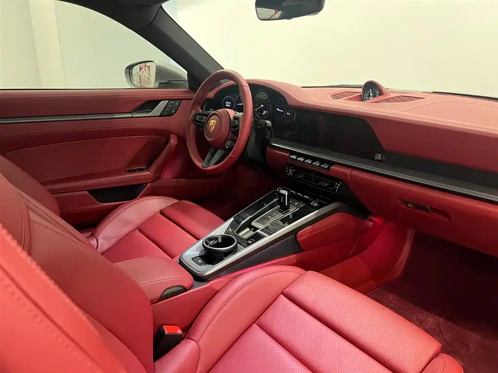 Porsche 911 2023 Carrera 3.0T фото 8