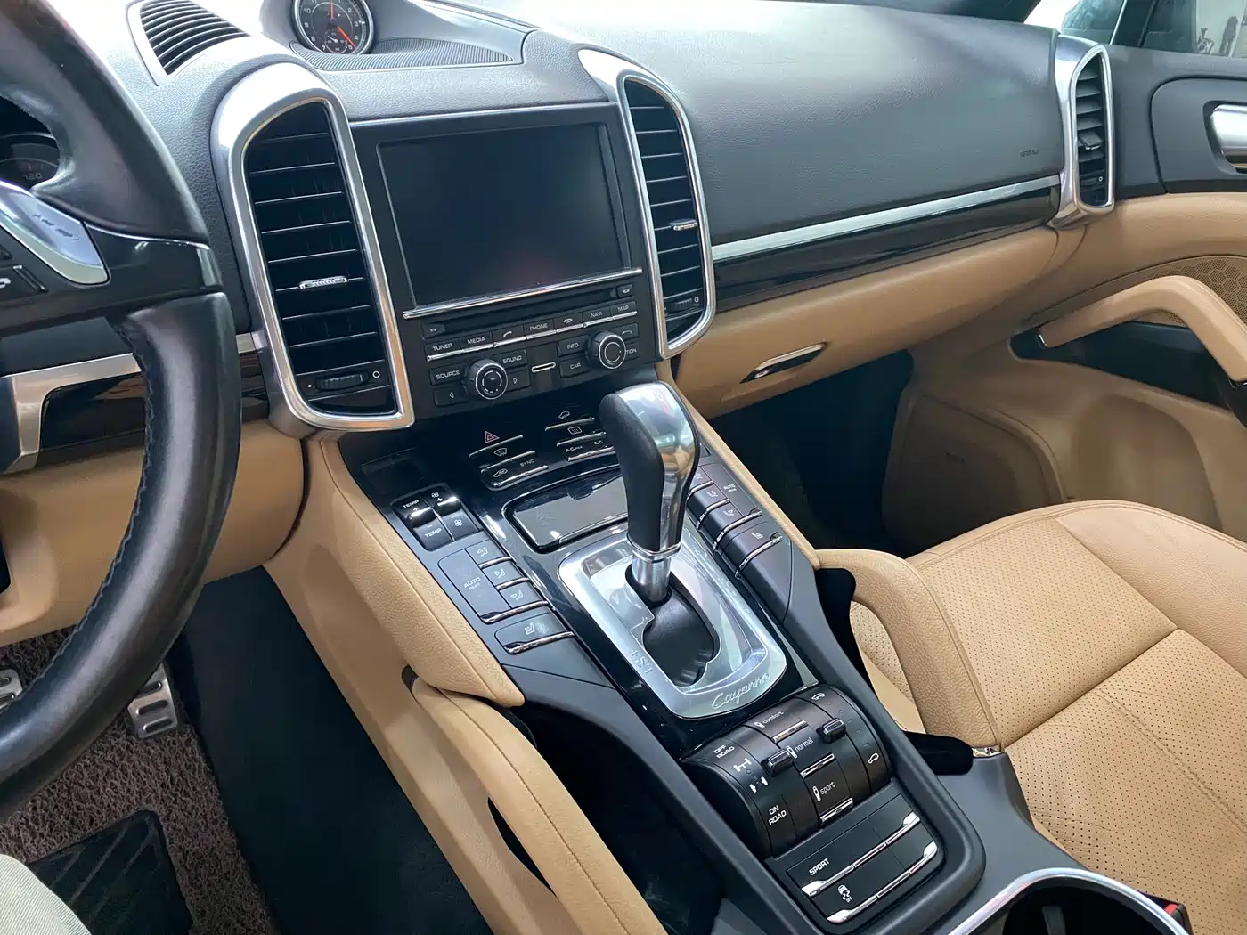 Porsche Cayenne 2014 Cayenne Platinum Edition 3.0T фото 13