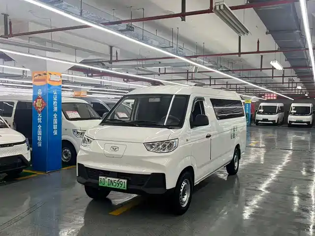  Cowin Kaiyi River Dolphin E7 2025 Economic Edition 50.38kWh 9-seater