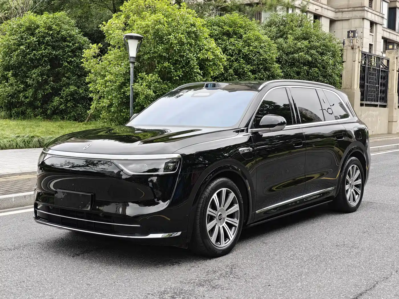 AITO Wenjie AITO M8 2025 Model Extended Range Max+ Edition 53.4kWh 6-Seater