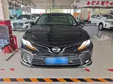 Фото 3 - Toyota Camry