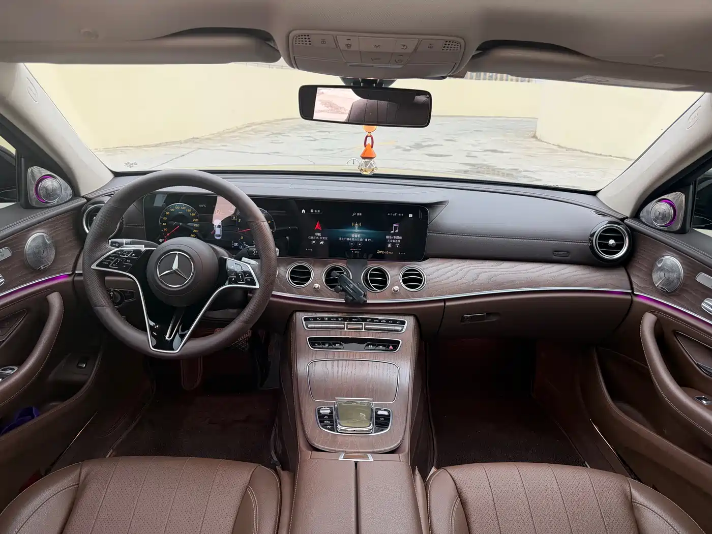 Mercedes-Benz E-Class 2021 E 300 L Fashion фото 6