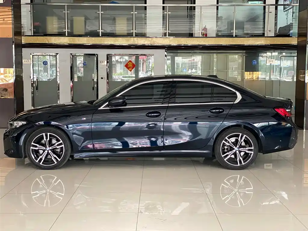 BMW 3 Series 2024 325i M Sport Package фото 4