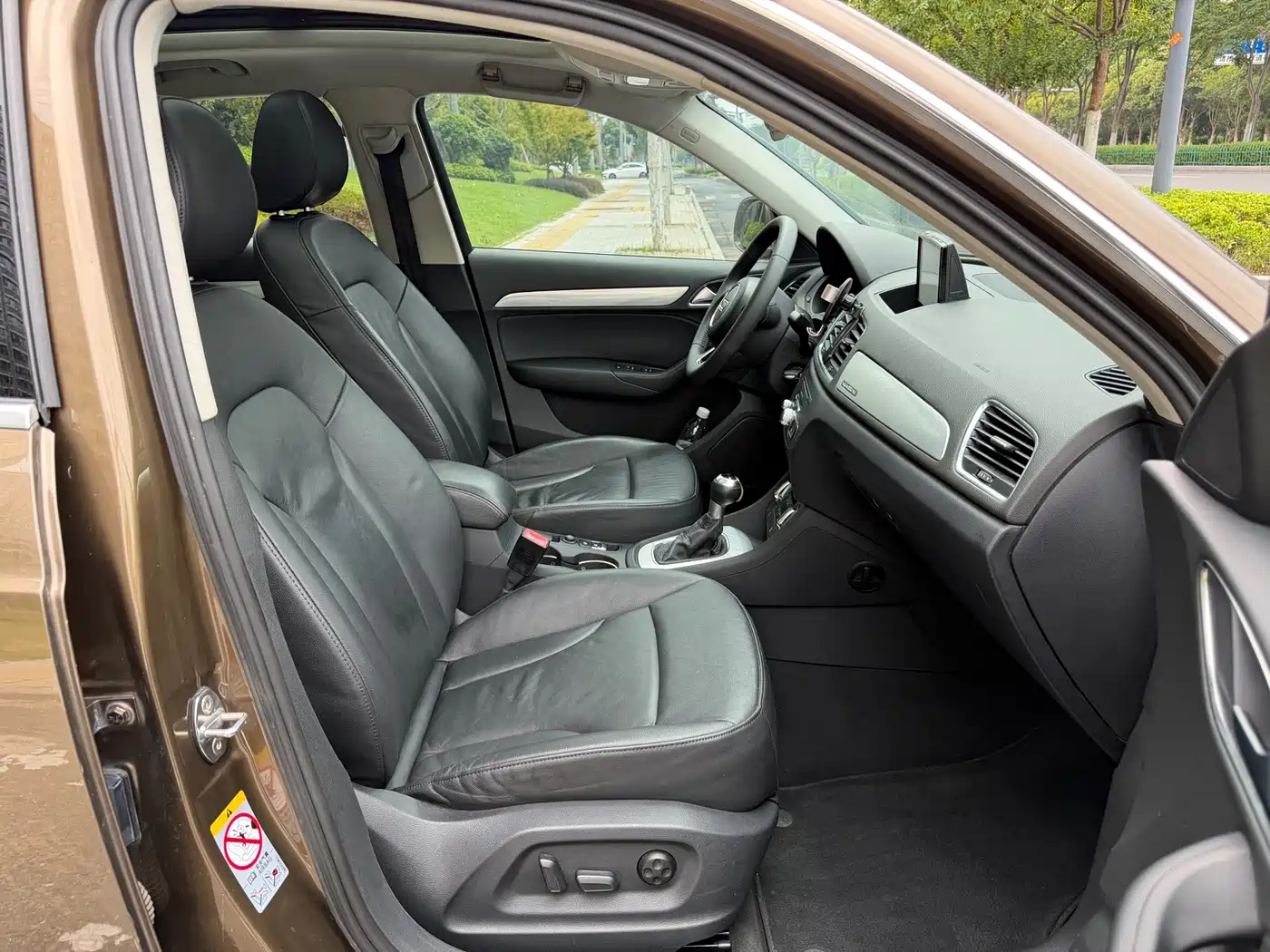 Photo 13 - Audi Q3