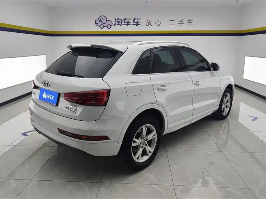 Audi Q3 2018 30th Anniversary Edition 35 TFSI Fashion фото 3