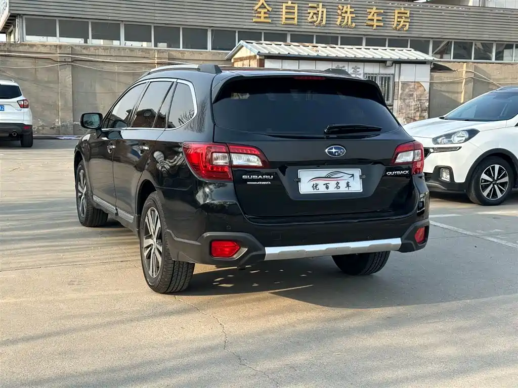 SUBARU OUTBACK