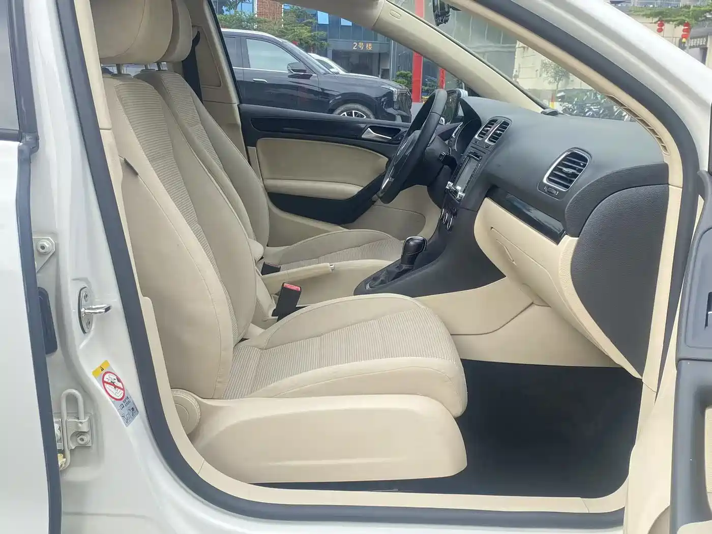Volkswagen Golf 2012 1.6 Automatic Comfort Type фото 15