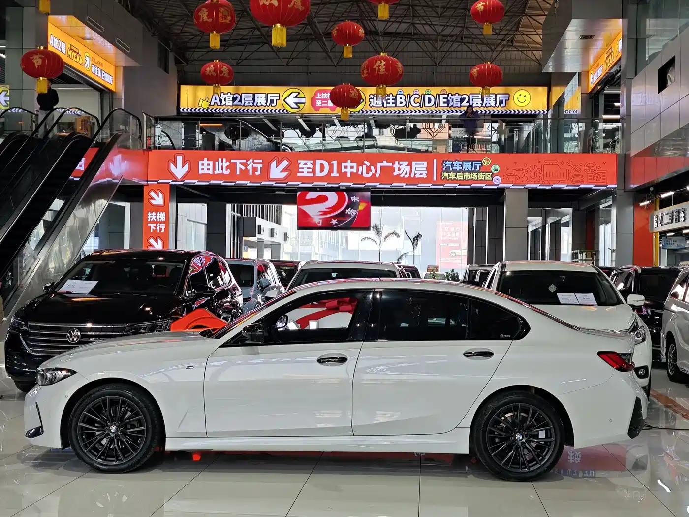BMW 3 Series 2023 325Li M Sport Black Night Package фото 20