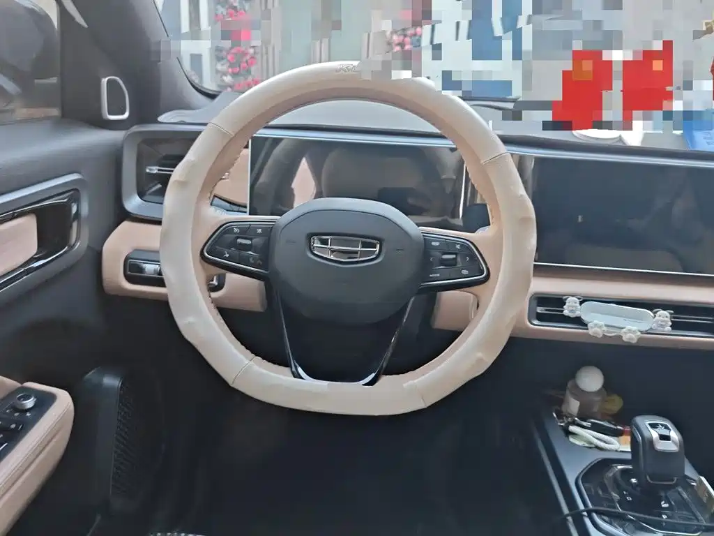 Фото 6 - Geely ICON