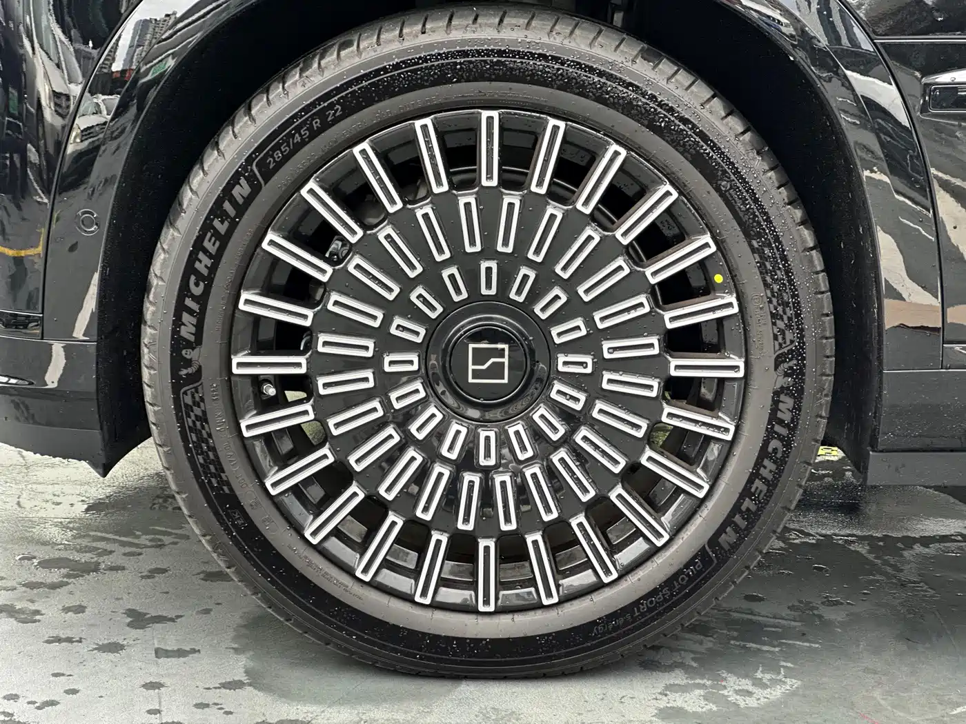ZEEKR 9X 2026 2025 Standard Edition