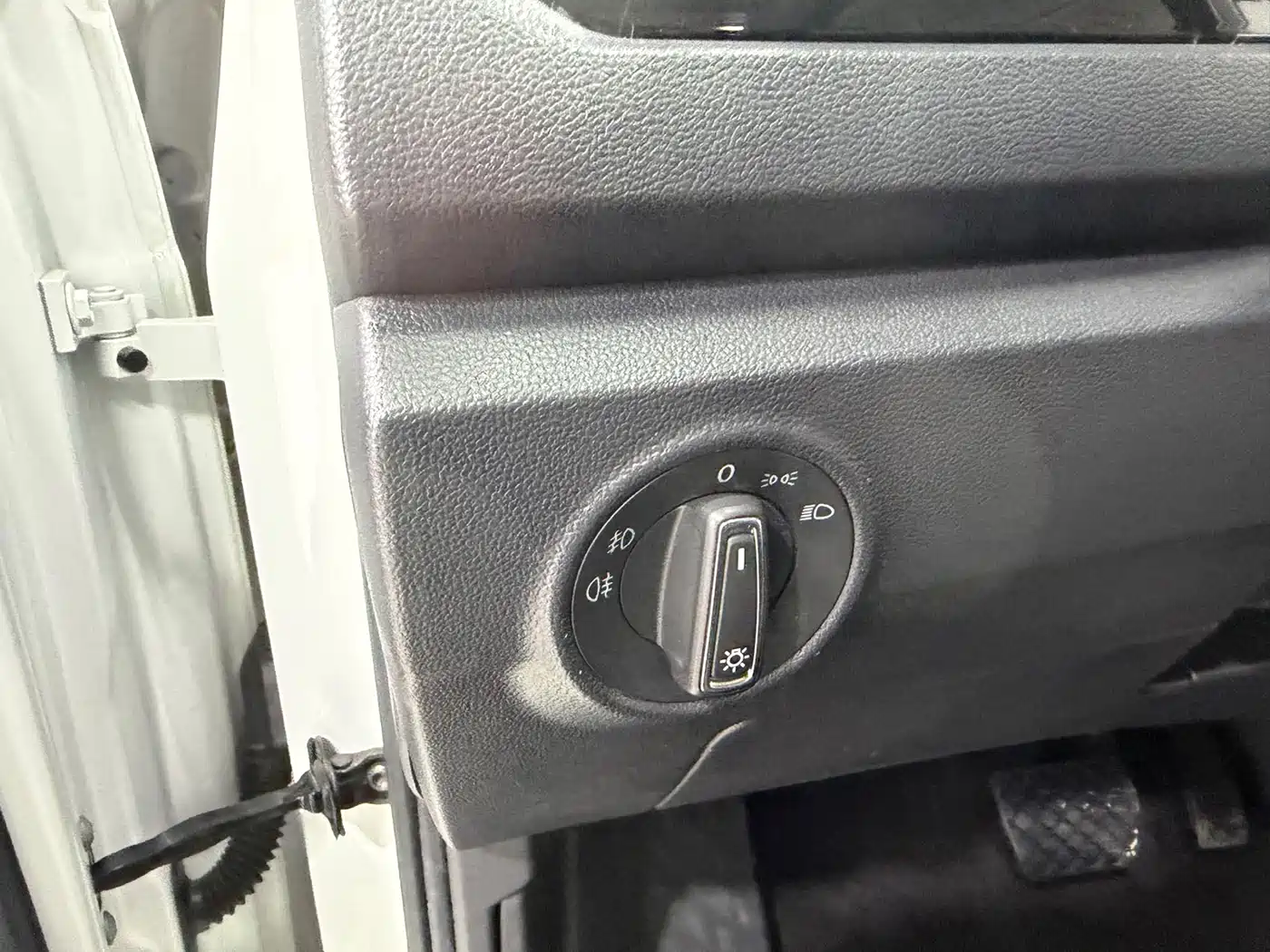 VOLKSWAGEN T ROC EXPLORING SONGS