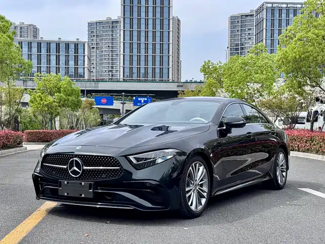 MERCEDES-BENZ CLS